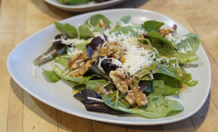 California Parmesah-Walnut Salad recipe