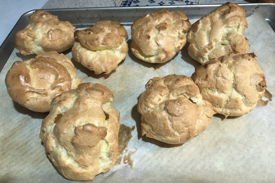 http://cooking.pfeist.net/wp-content/uploads/2019/02/creampuffs.jpg